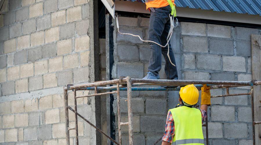 Expert Emergency Roof Repairs services in Yoncalla, OR